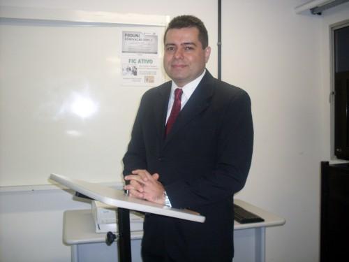 Dr. Régio Menezes