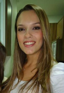 Dra. Adriana Duarte