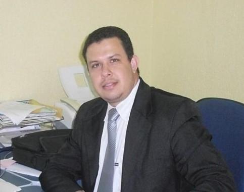 Dr. Tibério Almeida Peres