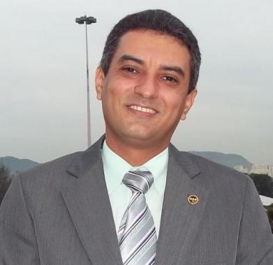 Dr. Sérgio Roque dos Santos Filho