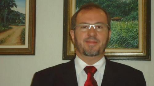 Dr. Marcos Aurélio do Vale Henriques