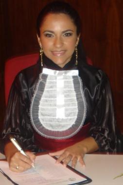 Dra. Luíza Carolina Costa Pereira