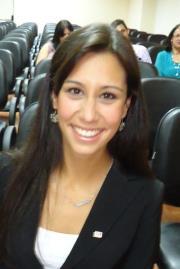 Dra. Isabela Naves