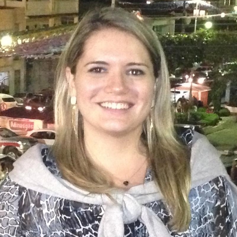 Sra. Ana Carolina Alves Cunha Paiva