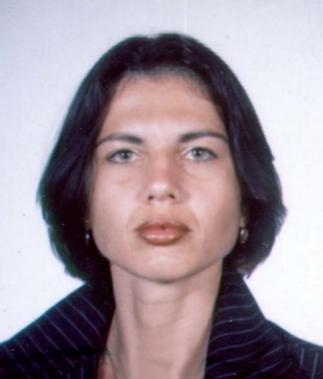 Dra. Adriana Scarponi Santana