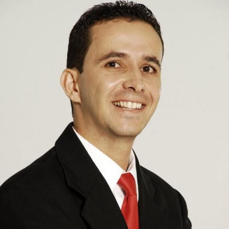 Dr. Eder Lucio Gaudencio de Oliveira