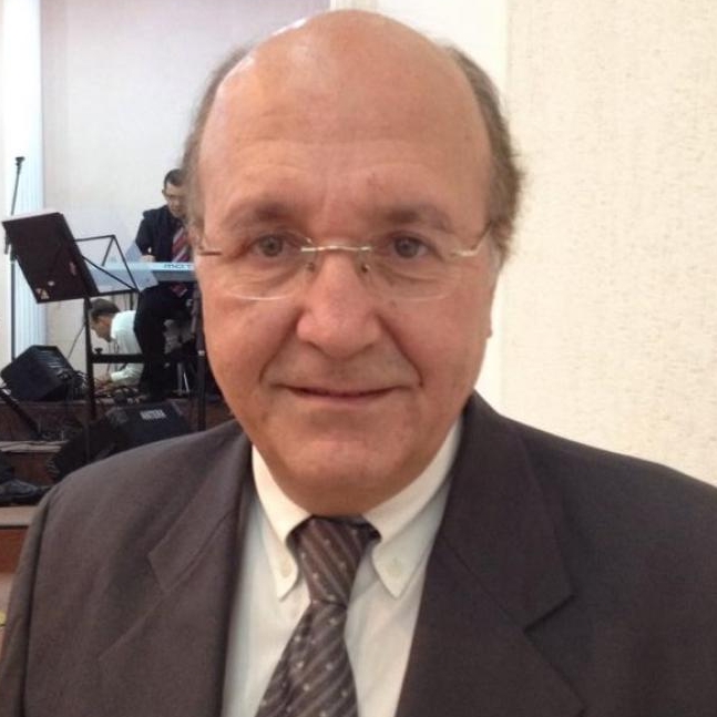 Dr. Claudio Cesar de Almeida