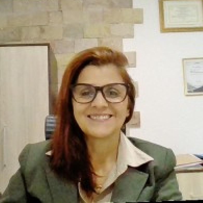 Dra. Izabel de Paula Gomes