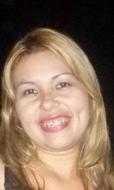 Dr. Michelle Souza Farias