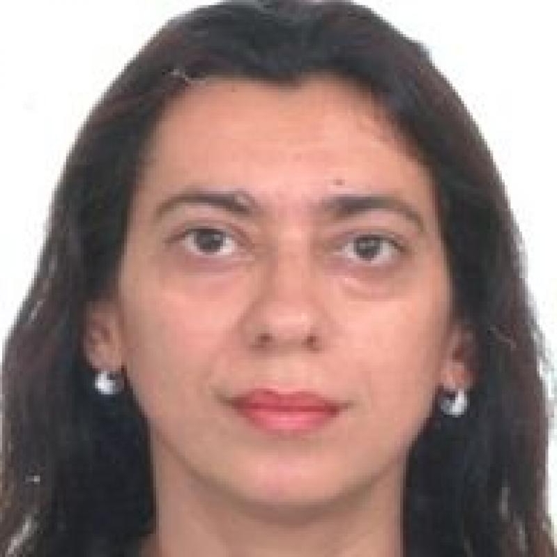 Dra. Lara Kerly Silva Castro