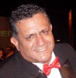 Dr. Carlos Eduardo Machado