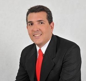 Dr. Leonardo Cauás