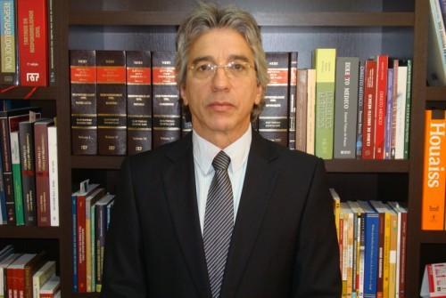 Dr. João Bosco Araújo Ribeiro