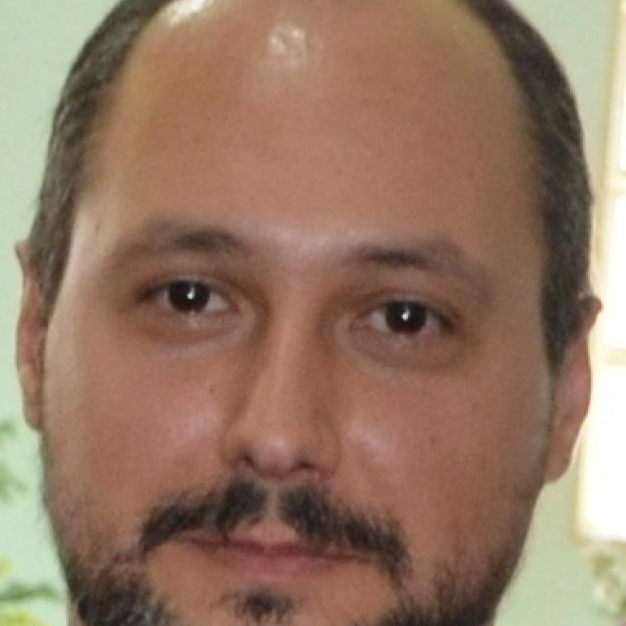 Dr. Gustavo de Souza Reis