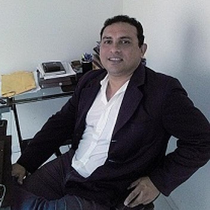 Sr. Marcelo Sergio de Oliveira Barros