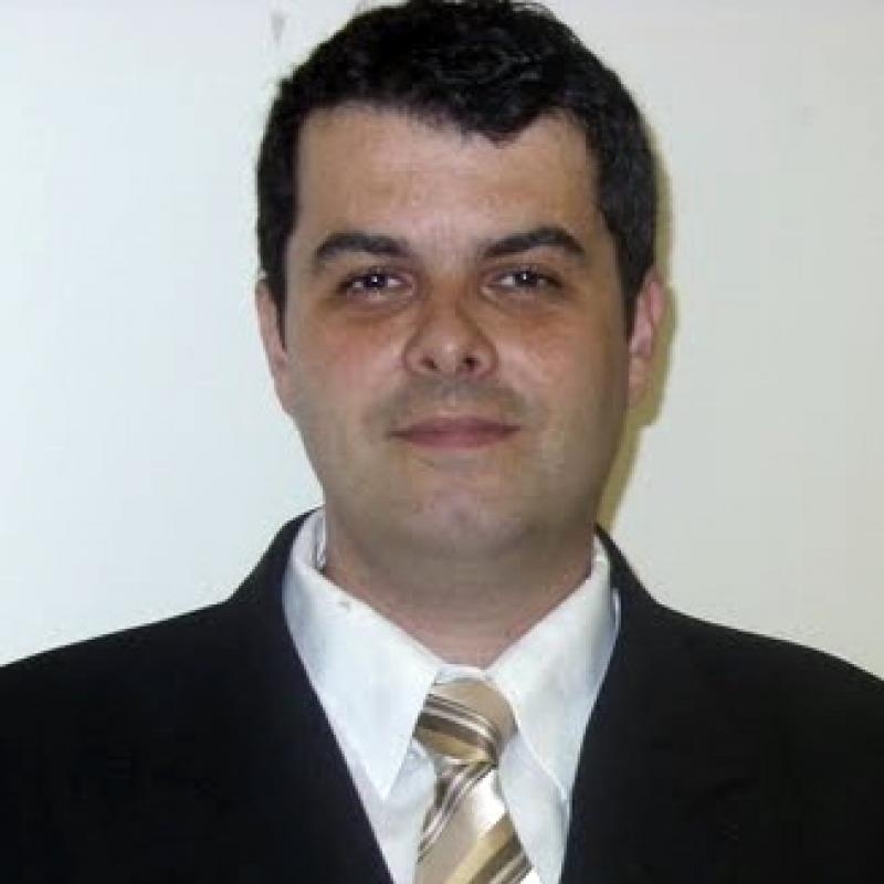 Dr. Gabriel Borges Gonzales