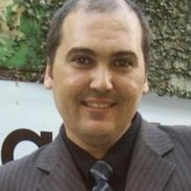 Dr. Tiago Valerio Silva