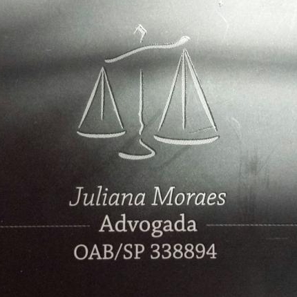 Dra. Juliana dos Santos Moraes Pedro