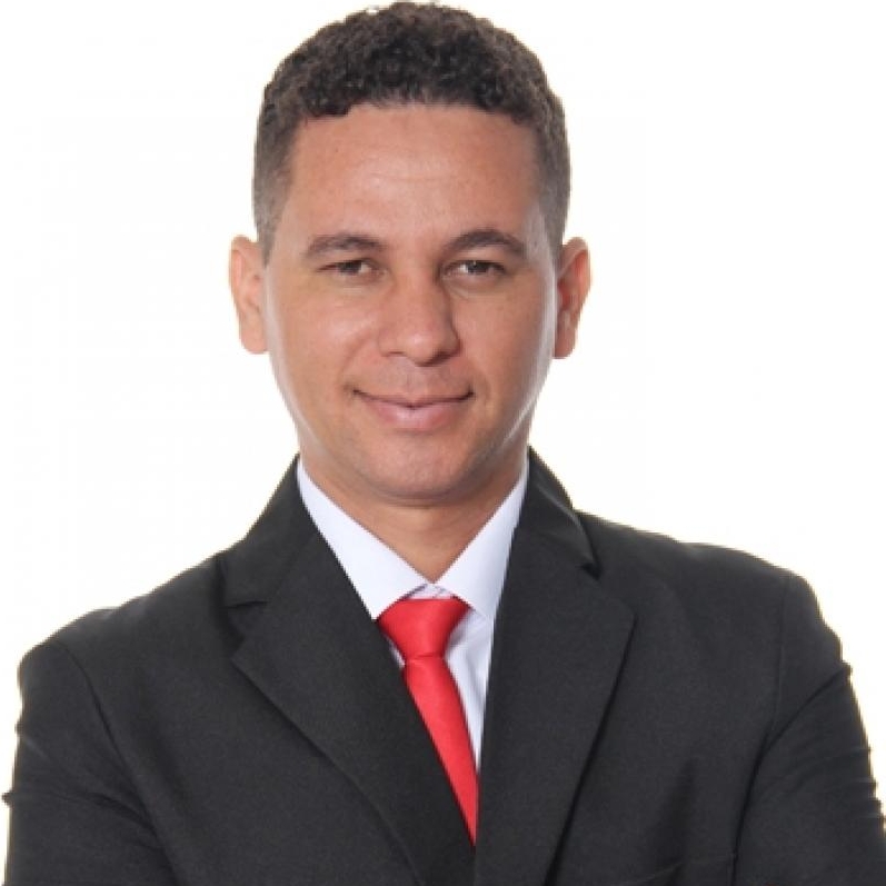 Dr. Dione Soares da Silva