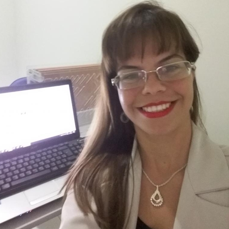 Dra. Patrícia Maria Rocha Teixeira Dias