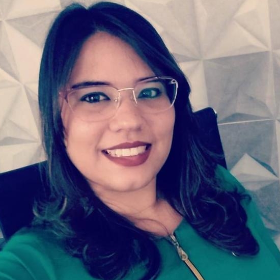 Dra. Mayara Cristina Lopes Pereira